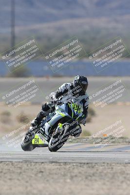 media/Oct-02-2025-Racers Edge (Thu) [[2c91cb6ab3]]/3-B Group/Session 2-Turn 14 (11am)/